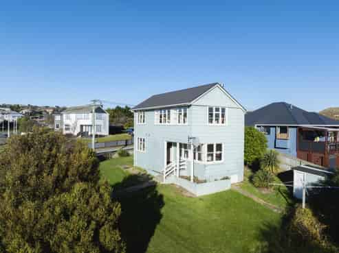 136 Riselaw Road, Calton Hill