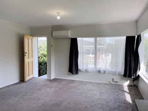 1/59 Ayton Drive, Totara Vale