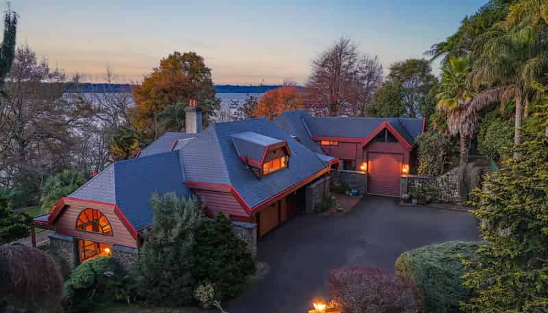 20 Tupara Crescent, Kawaha Point