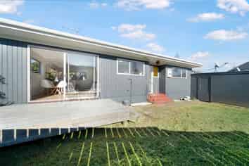 3/1A Amberley Avenue, Te Atatu South