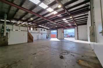 435sq m on Birmingham Drive