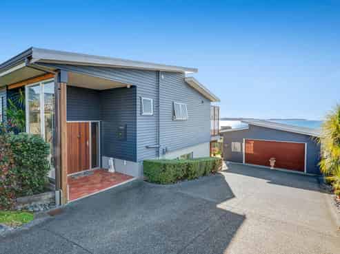 3 The Nook, Algies Bay