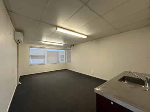 North facing industrial unit