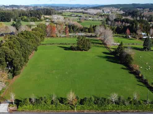 55, 65 Sunnyside Road, Coatesville