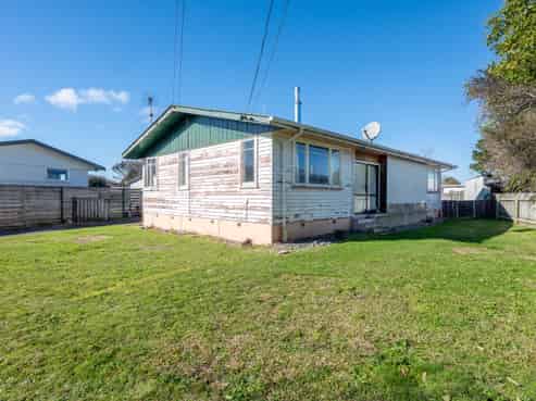 46 Martin Street, Utuhina