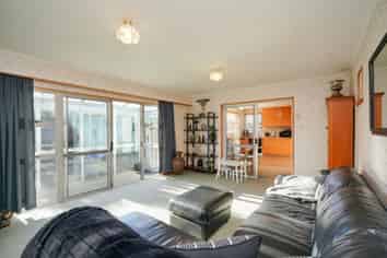 231 Princes Street, Strathern