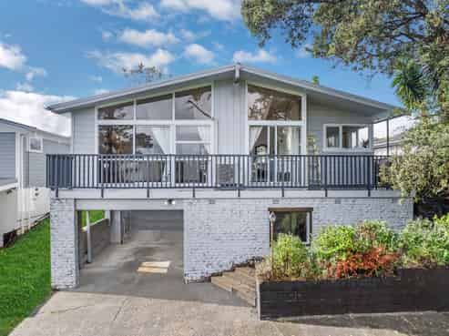 84 Millbrook Road, Henderson