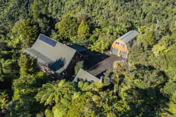 13 Mahakirau Road, Coromandel