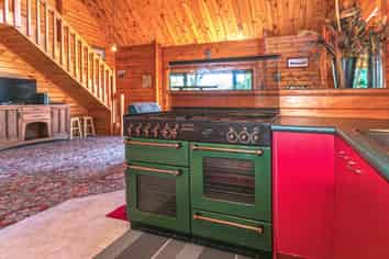 13 Mahakirau Road, Coromandel