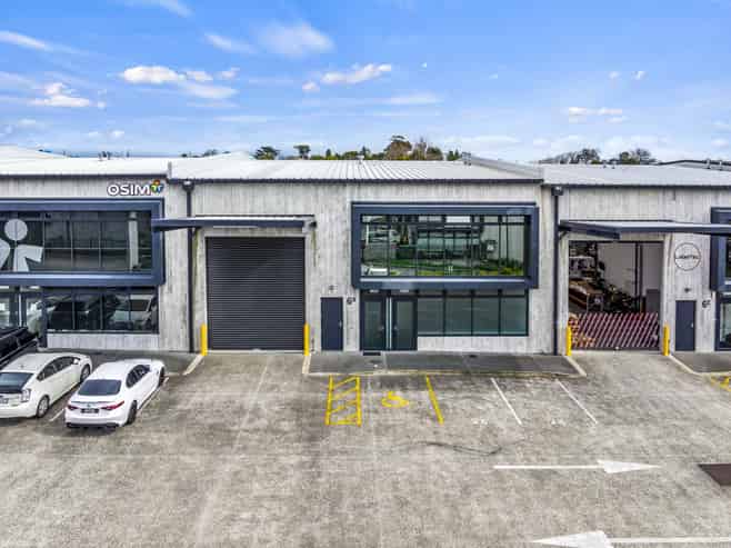 Exceptional industrial unit for Lease