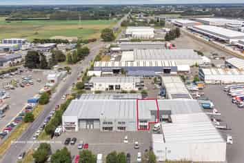 Modern Industrial Unit For Sale – Hornby Location