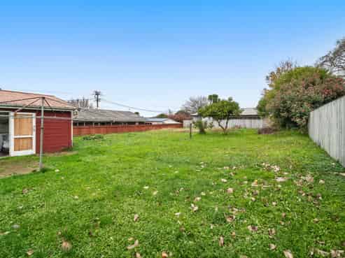 154 Clayton Road, Mangakakahi