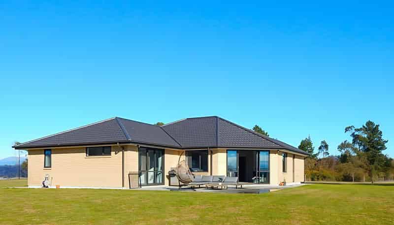 2/155 Hau Hau Road, Hokitika