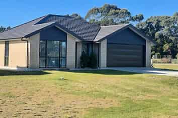 2/155 Hau Hau Road, Hokitika