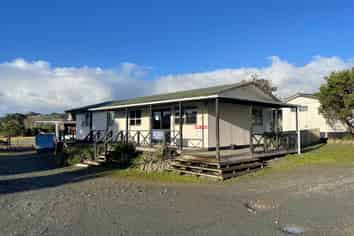 Flexible options – For Sale or Lease!