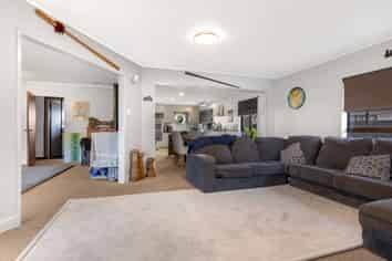375 Westminster Ave, Tamatea