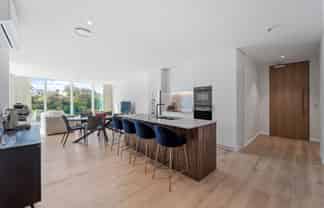 301/20 Omana Road, Milford