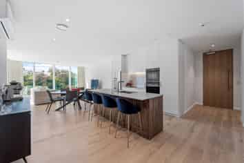 301/20 Omana Road, Milford