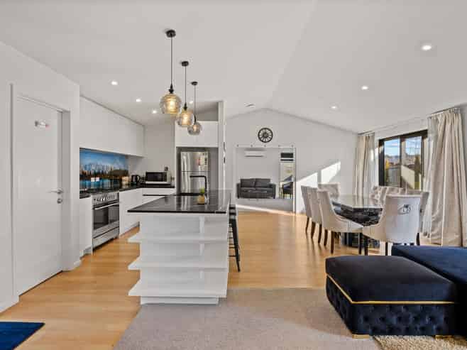 12 Hicks Road, Lower Shotover