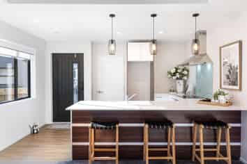 2/14 Cotswold Avenue, Bishopdale