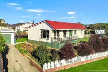 2 Whitehaven Street, Weston