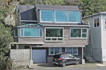 150 The Esplanade, Houghton Bay