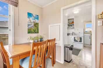 2 Goldings Line, Marton