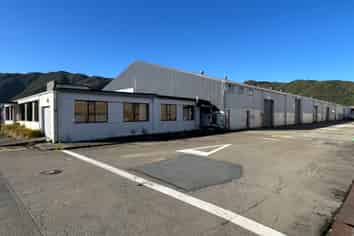 High Stud Clear Span Warehouse