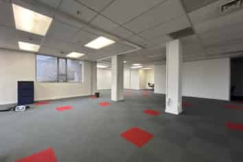 Large High-Profile Warehouse & Office