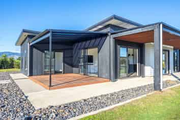 9 Kristin Place, Manakau