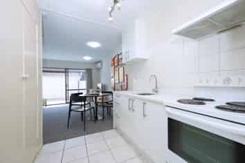 2/22 Longford Street, Mount Wellington