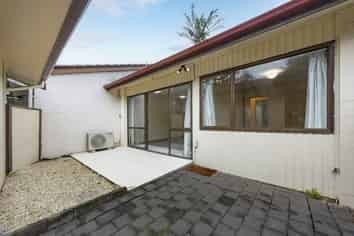 2/22 Longford Street, Mount Wellington