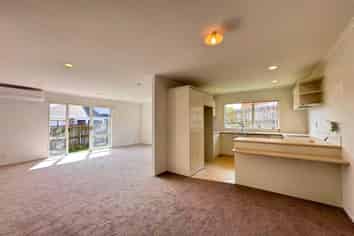 2/7 West Fairway, Golflands