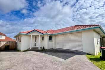 2/7 West Fairway, Golflands