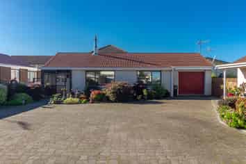 4/35 Georges Drive, Napier South