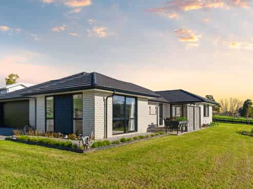 23 Calla Street, Maungaturoto