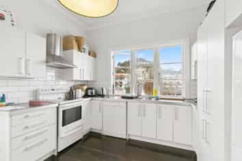 21 Hiropi Street, Newtown