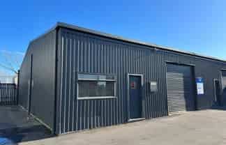 Refurbished Workshop in Central Hastings