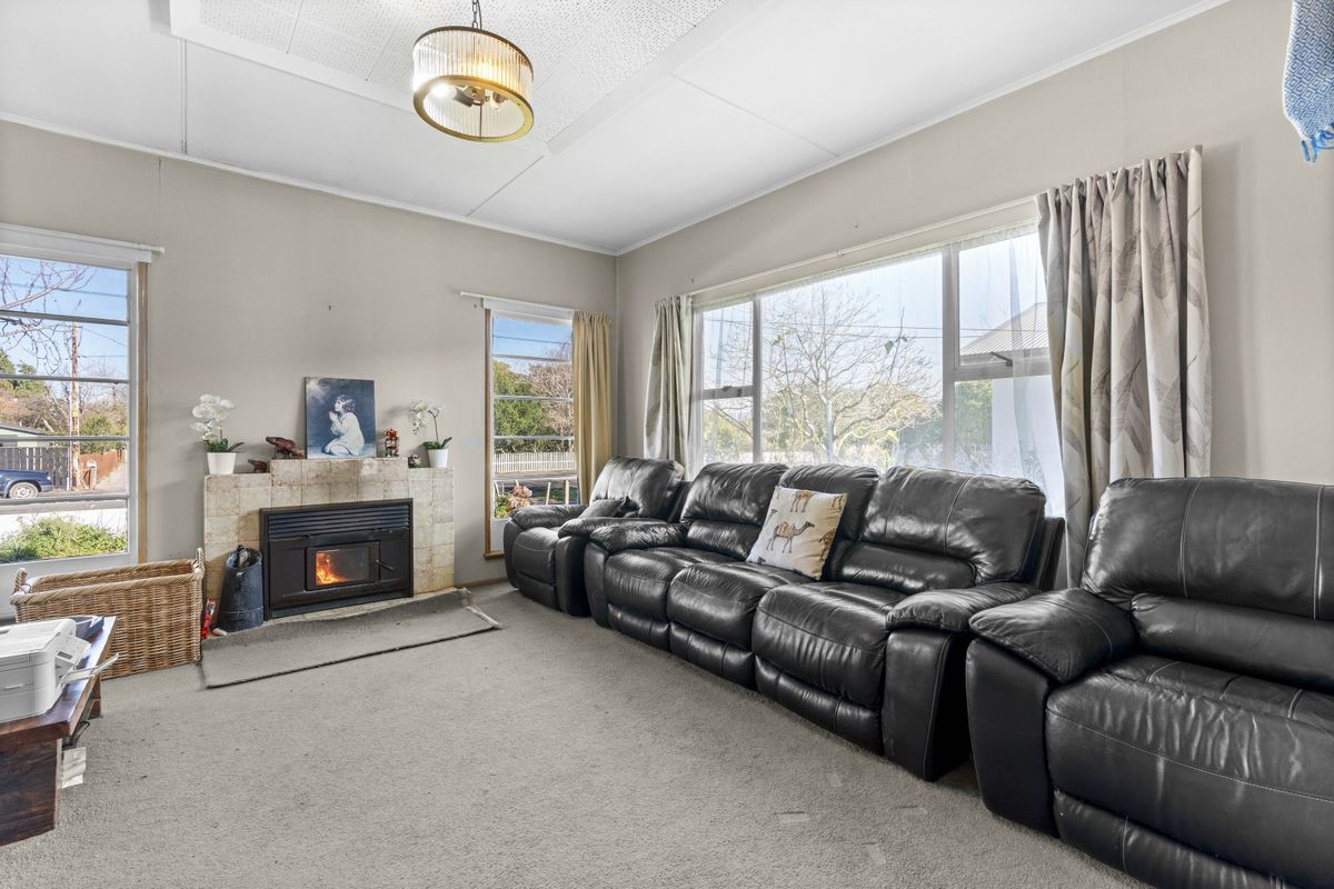 Large Family Home or Investment Property – pohled 2