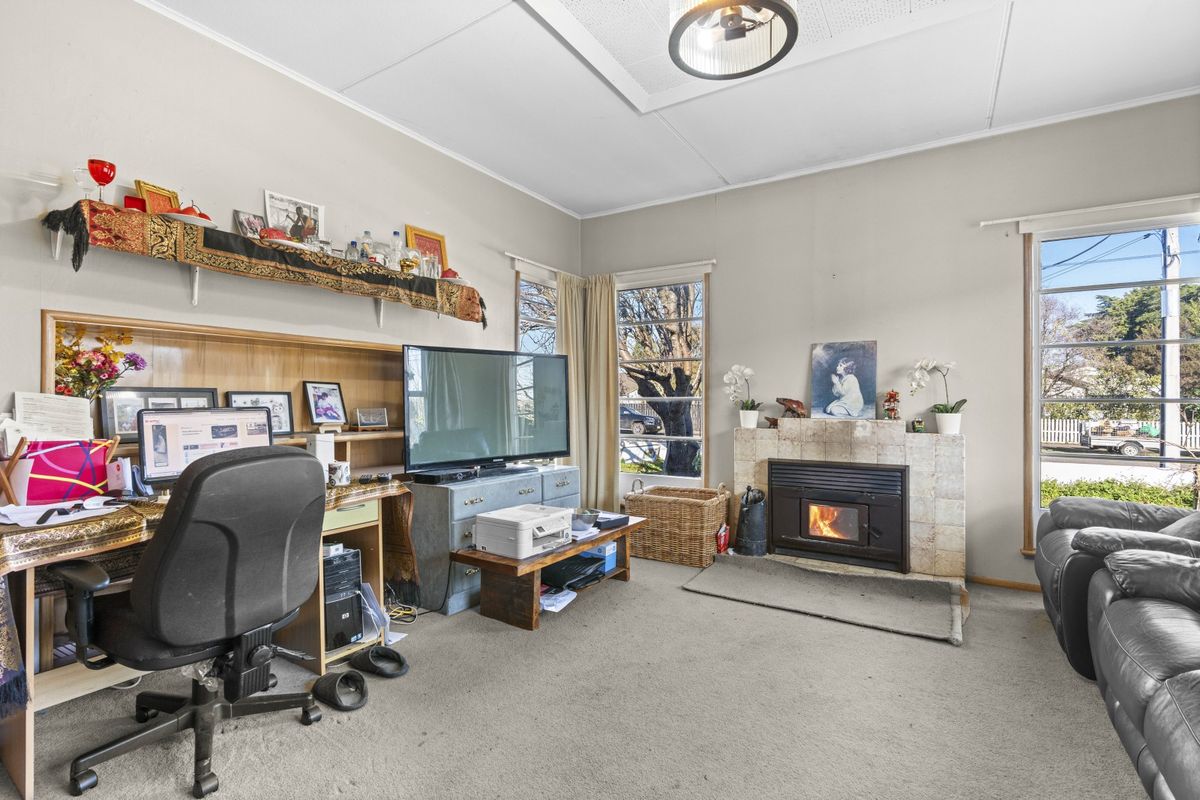 Large Family Home or Investment Property – pohled 3
