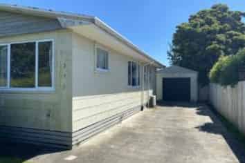 298 High Street, Hawera