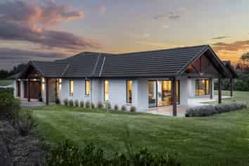 166J Postman Road, Dairy Flat