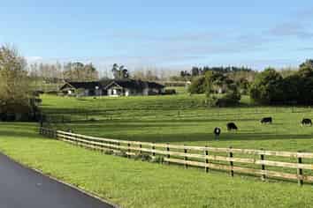 166J Postman Road, Dairy Flat