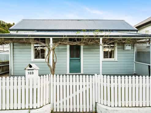 169 Carlyle Street, Napier South