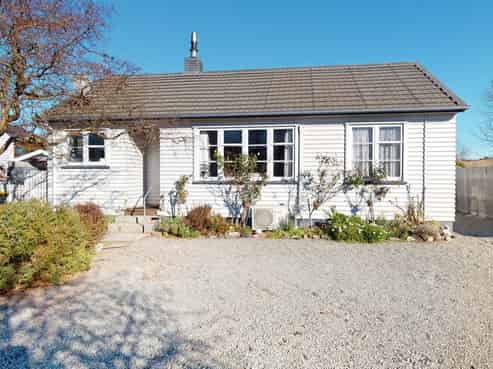 22 Beach Road, Hampstead