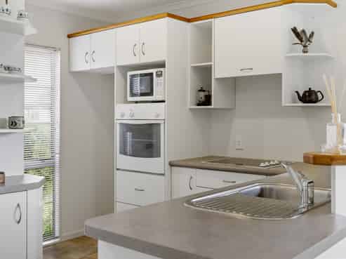 35 Lakeridge Close, Rangatira Park