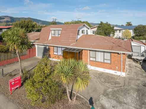 2/3 Exeter Street, Stoke