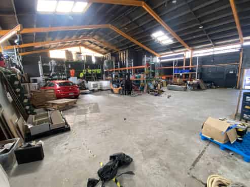 594sqm Hard-Working + Exclusive Yard
