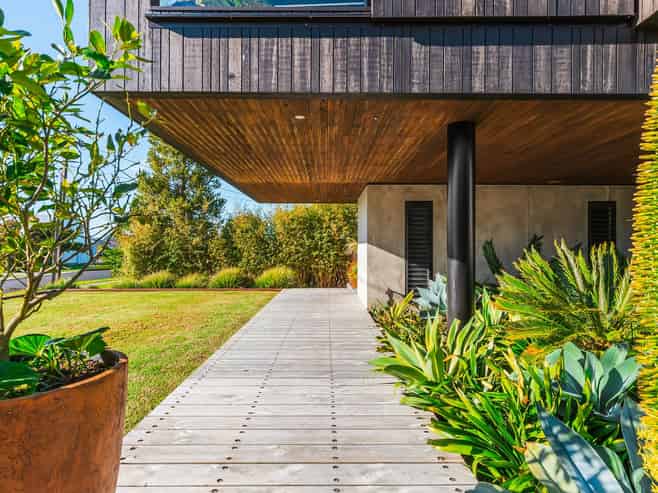 30 Nihinihi Avenue, Raglan