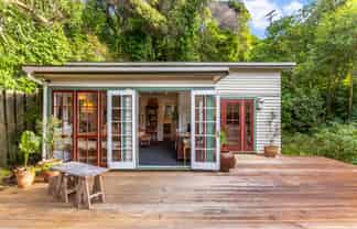 44 Gordon Road, Plimmerton